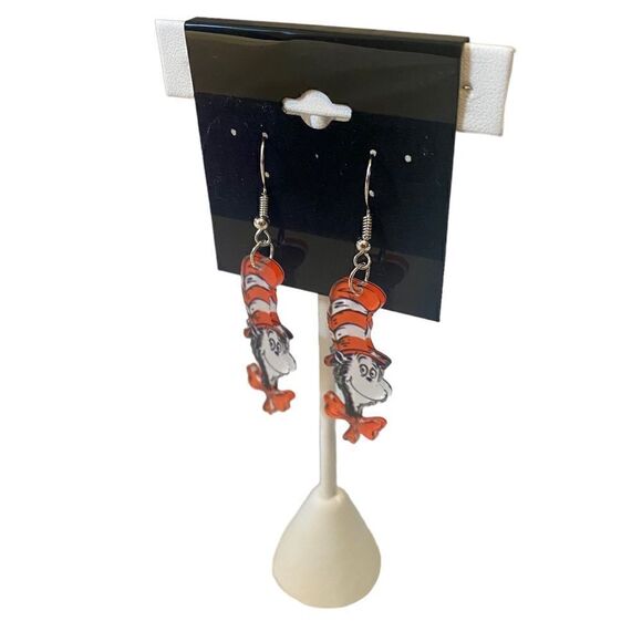 Adorable Cat in the Hat Drop Earrings. - Picture 3 of 5